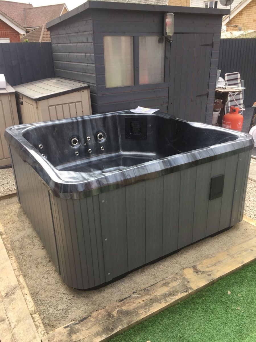 13 Amp Plug And Play Hot Tub Delivery Pictures