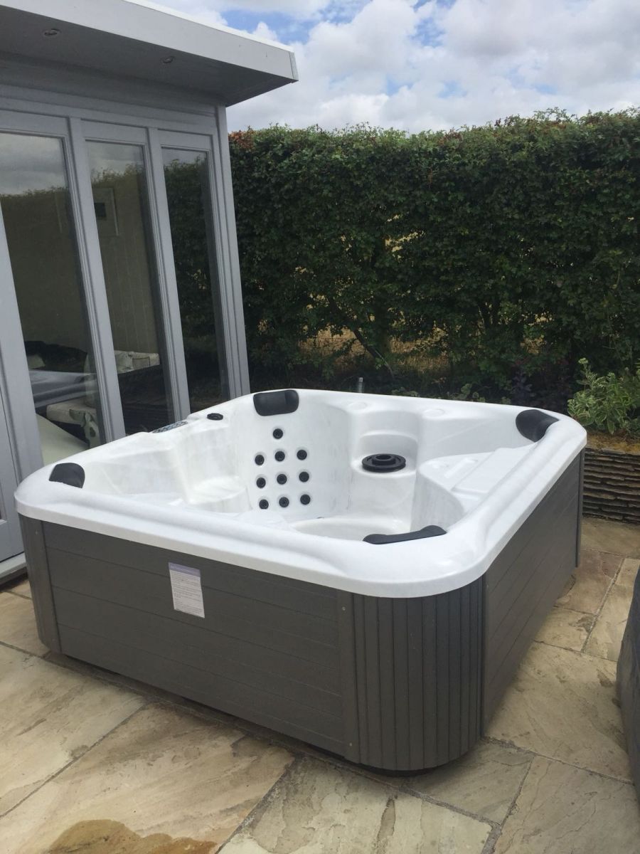 13 Amp Plug And Play Hot Tub Delivery Pictures