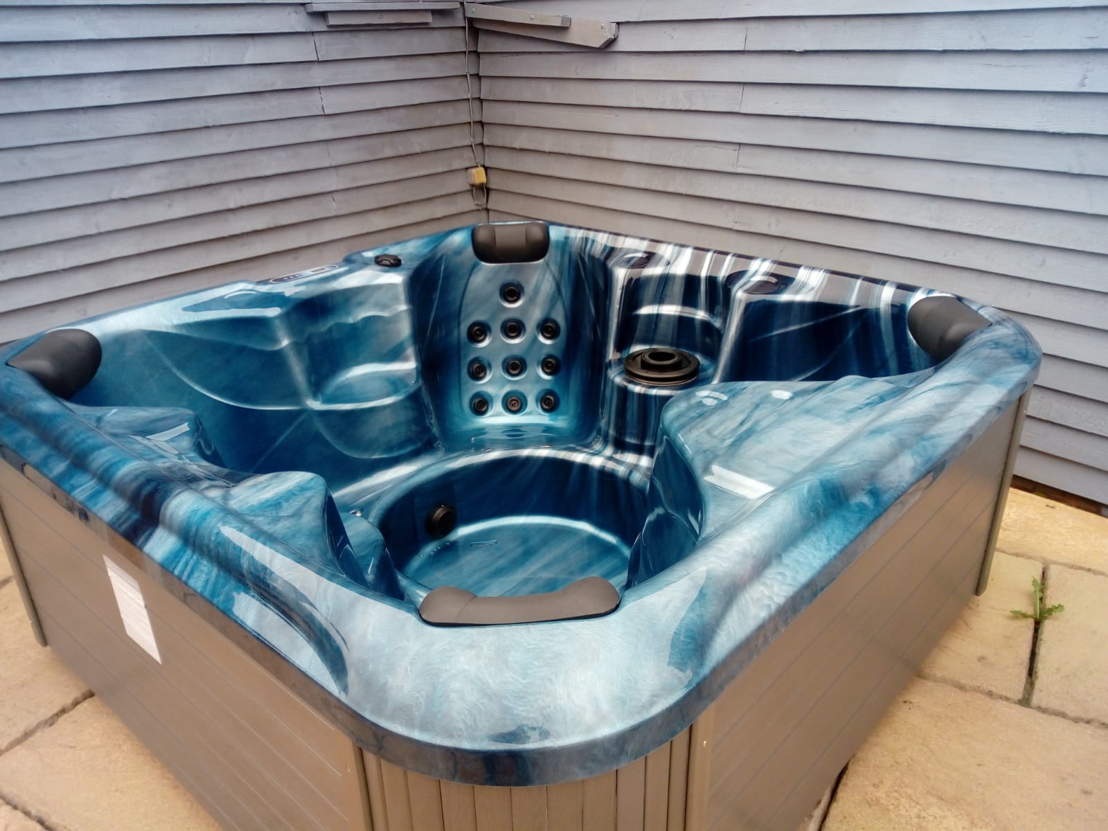 Georgia 4 Seat Hot Tub, Plug and Play Hot Tub, Hot Tub