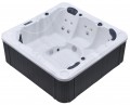 HARMONY PLUG & PLAY HOT TUB