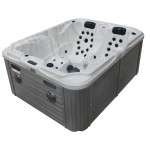 MOONLIGHT 3 PERSON HOT TUB