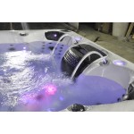 AURORA 2 - 7 PERSON HOT TUB