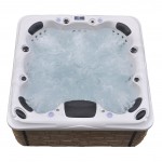 AURORA 2 - 7 PERSON HOT TUB