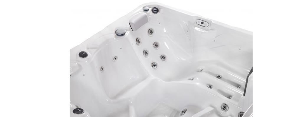 wellis myline hot tub white